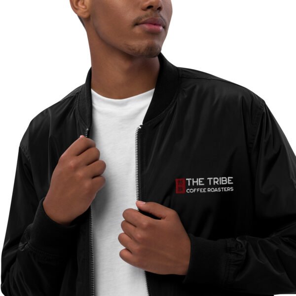 FORTIS FORTUNA ADIUVAT. – Premium recycled bomber jacket - unisex - black - Image 17