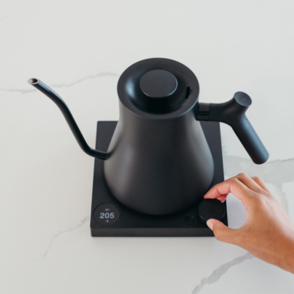 Fellow Stagg EKG PRO – Electric Pour-Over Kettle – matte black – 900ml - Image 3